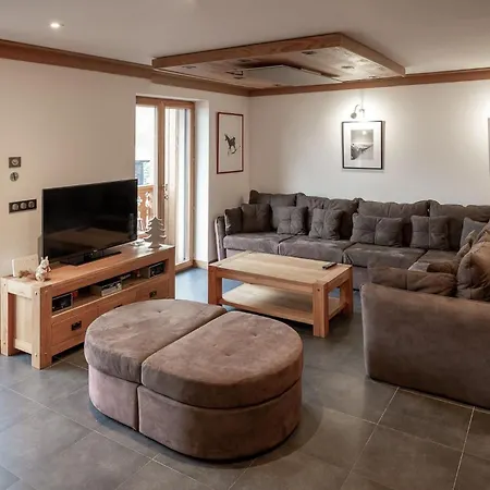 Les Ecureuils -renove 100m2 - 8per - Skis Aux Pieds - Vue Sur La Montagne